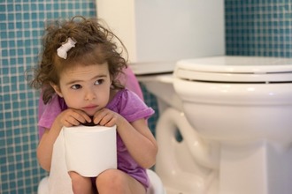 Появление водянистого стула может сопровождаться признаками обезвоживания На горшке